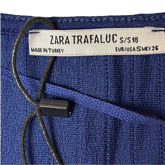 NWT Zara Trafaluc Blue Long Sleeved Stripe Textured V-Neck Top - Size Small - Picture 9 of 12
